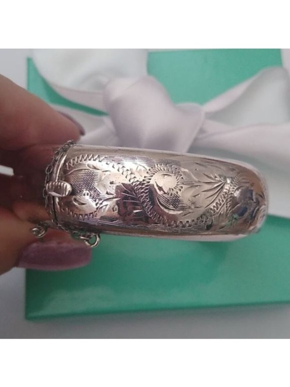 Vintage English STERLING Birmingham 1922 Hallmarked Etched Bangle Bracelet, 26 g